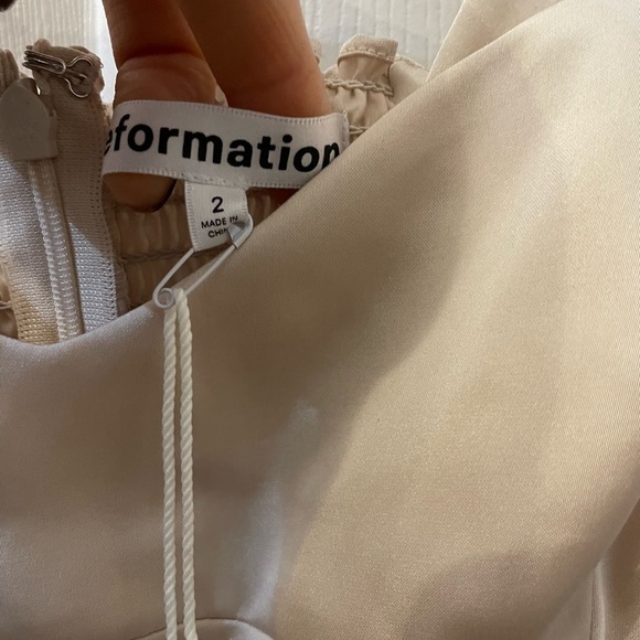 Reformation Hollyhock Dress in Champagne New With Tags! - Picture 7 of 9